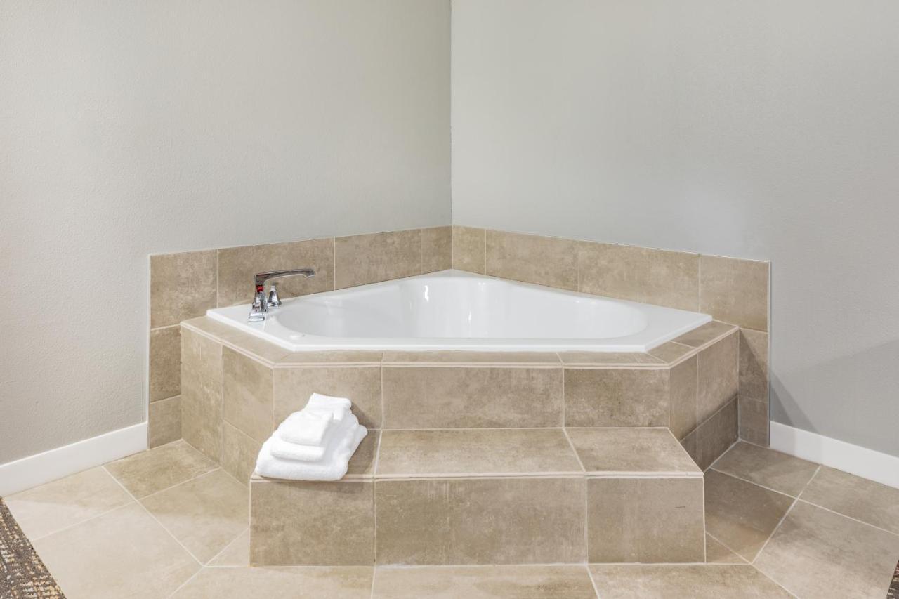 Hawthorn Extended Stay By Wyndham Oklahoma City Airport Extérieur photo